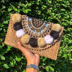 Palm Leaf Clutch with Pom Poms Bag Handmade Summer Beach Clutch Straw Purse Bali Rattan Bag Wallet Women