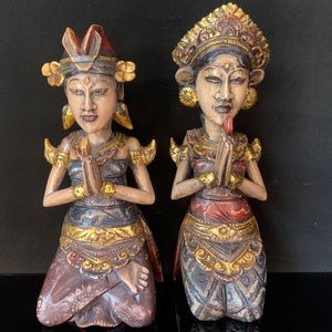 Balinese Wedding Couple Wooden Sculpture Hand Carving Home Decor Art Decor Bali Wood Statue Vintage Statue