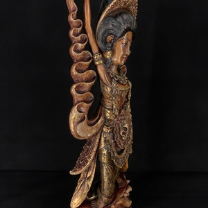 Huge Balinese Legong Dancer, Vintage Bali Dancer, Wooden Statue, Hand Carving, Hand Painted, Balinese Wood Sculpture, Bali Art Decor image 8