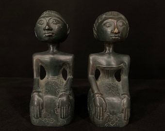 Estatua de bronce de una pareja de novios javaneses, decoración artística balinesa