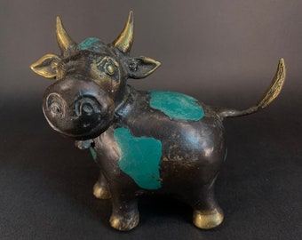 Cow Bronze Statue Animal Sculpture Bull Bronze Statue, Home Decor