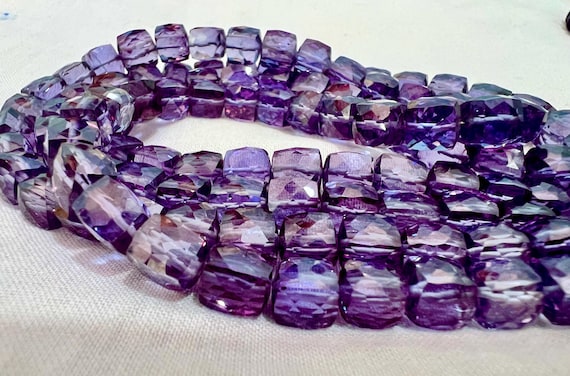 Extremely Beautiful Natural Colour Changes Alexandrite Faceted Cube Beads Gemstone.Alexandrite Faceted Cube Box 8" Long Strand 7-8 MM Size.