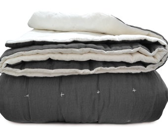 Handmade Gray European Linen Pick-Stitch Quilt with Cotton Batting, Reversible Cotton Back, Kids Room Linen Quilt, Soft & Breathable Quilts