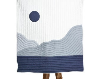 Blue Mountain Patchwork Cotton Quilt with Polyester Batting, Mid-Century Modern Décor, Easy-to-Wash Quilt, Multiple Sizes, Quilts on Sale