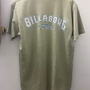 Vtg 90s Billabong Spellout t shirt surf & Skateboard