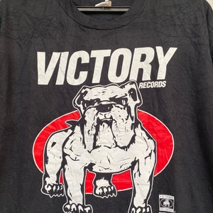 Bulldog clothing clearance brand