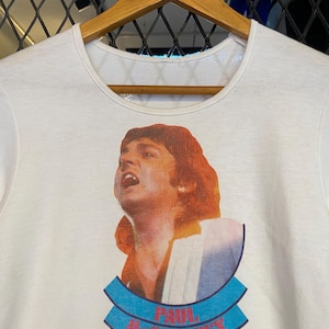 Vtg 70s Paul McCartney Wings Music Life T shirt / Vintage Photo tee / Linda / Band