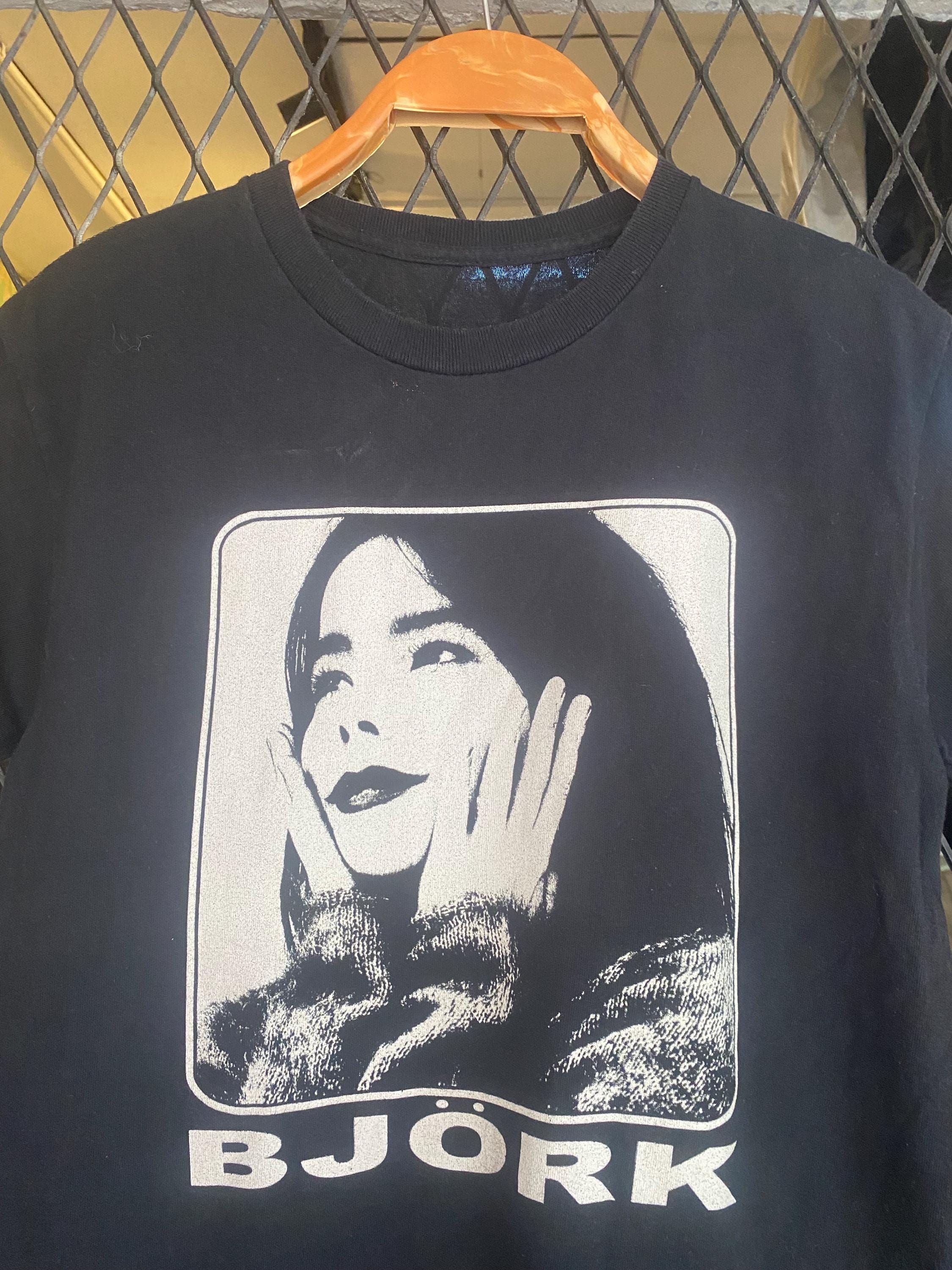 90s Vintage Bjork Look Graphics Print T Shirt Summer Short