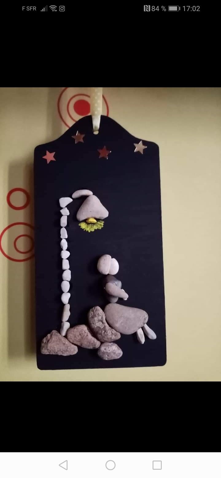 Tableaux Cailloux Femme Sous Reverbère