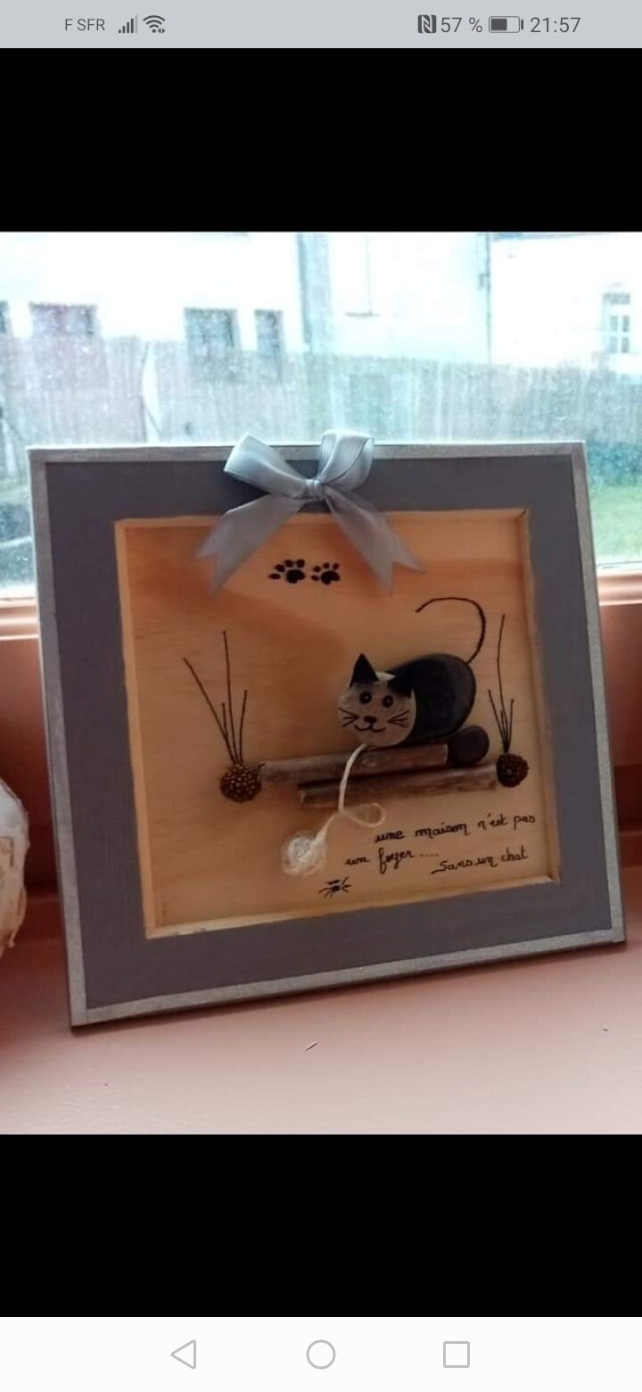 Tableau Chat en Galet avec Bois