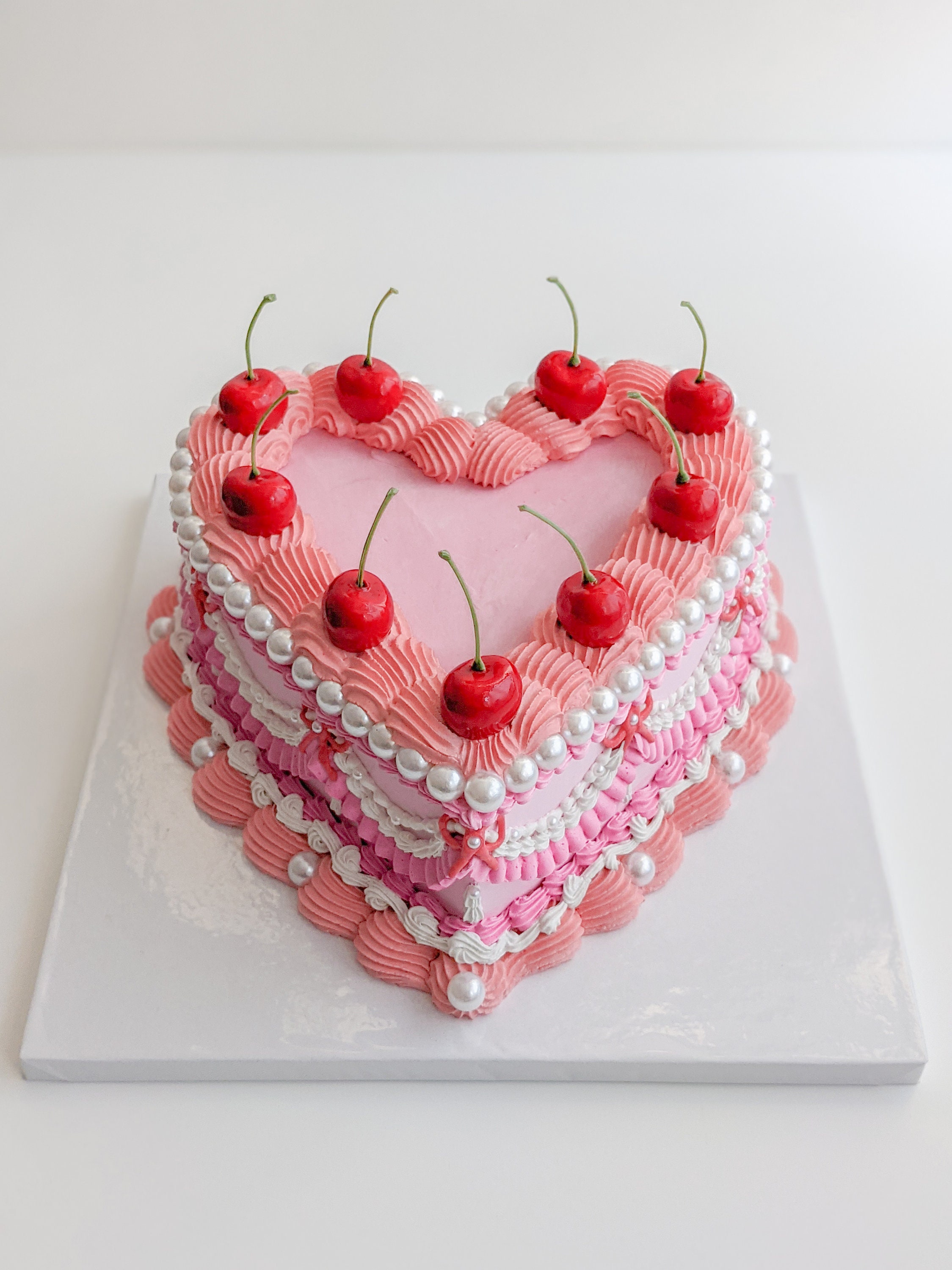Large Heart Cake Sculpture , Cake Prop - Etsy