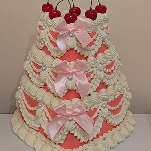 Heart Cake Sculpture