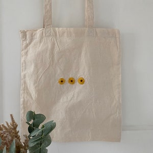 Jute bag hand-embroidered | Sunflowers | carry bag