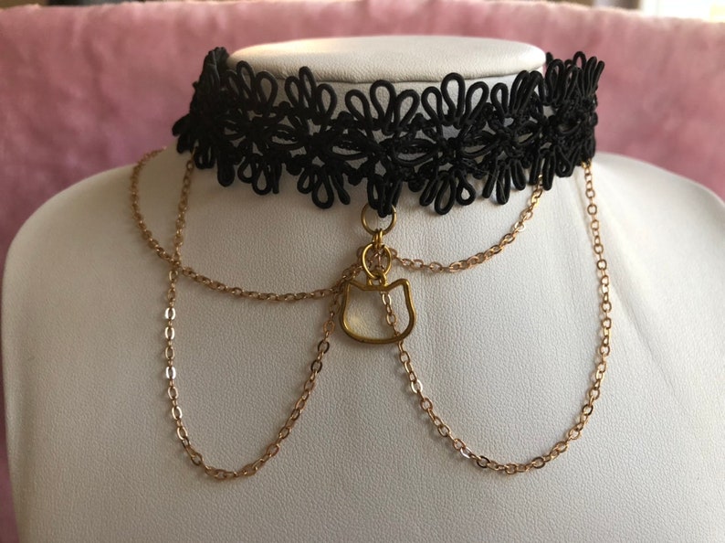 Elegant goth choker gold chain