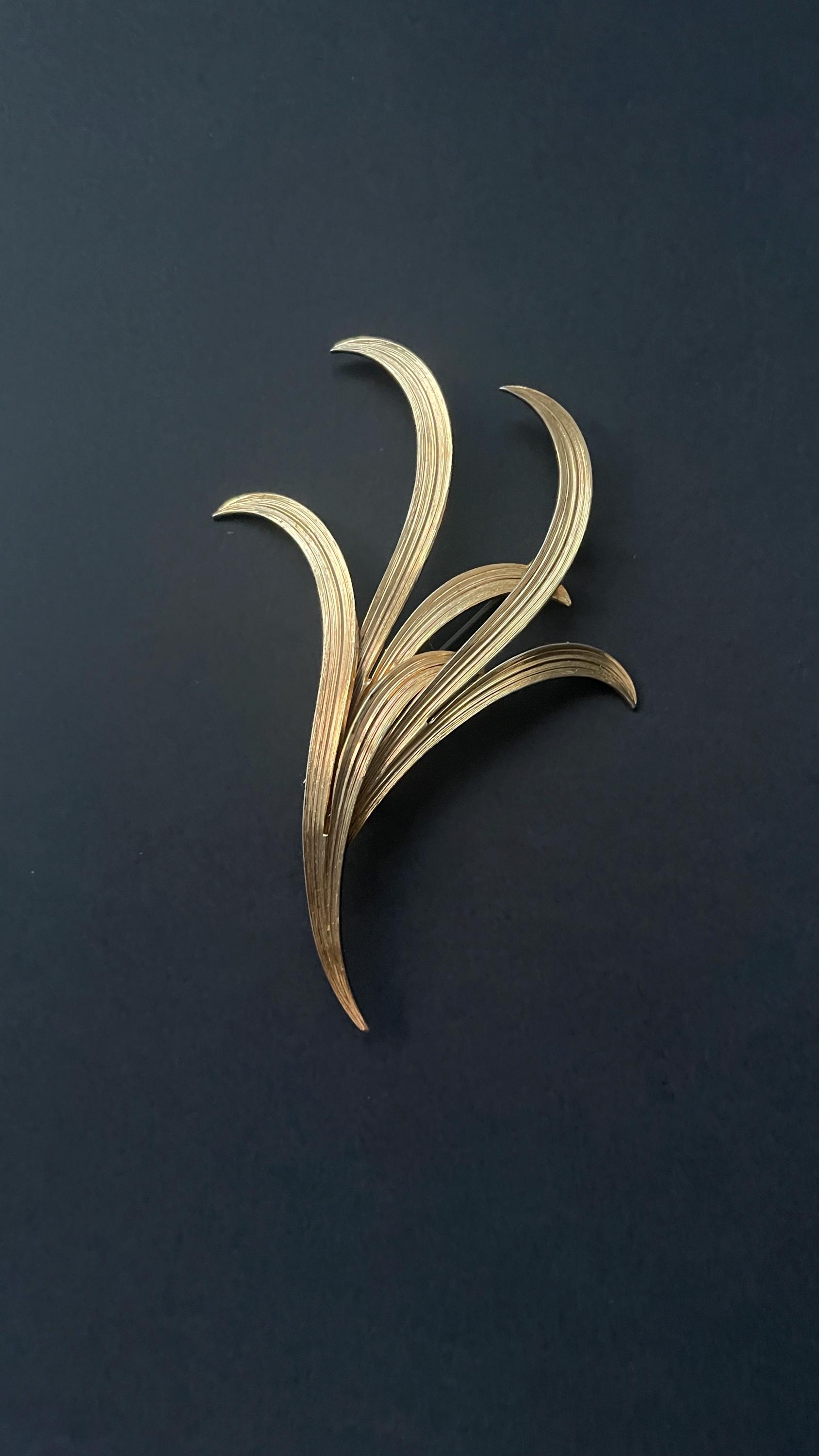 Christian Dior Leaf Brooch - Etsy