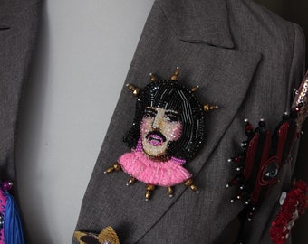 Embroidered Beaded Freddie Mercury brooch Art jewelry Unique jewelry Queen fan gift Maximalist jewelry Beaded portrait jewellery