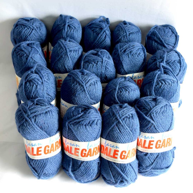 DALE GARN Fasan Yarn - 18 x 50g skeins (900g total) Blue Norwegian Yarn - Scandinavian Pure Wool Vintage - Retro - Yarn - Knitting, Crochet