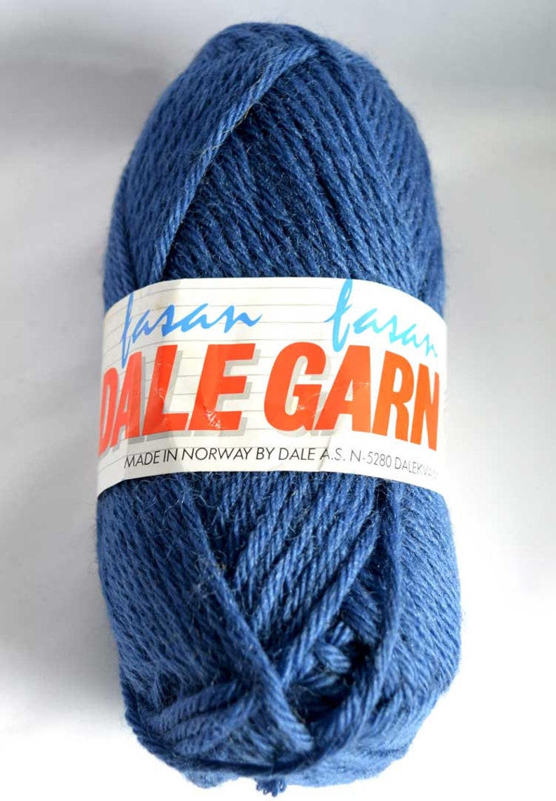 DALE GARN Fasan Yarn - 18 x 50g skeins (900g total) Blue Norwegian Yarn - Scandinavian Pure Wool Vintage - Retro - Yarn - Knitting, Crochet