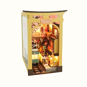 Nook de Libros DIY Sakura Holiday - Un Encanto de Calle Miniatura