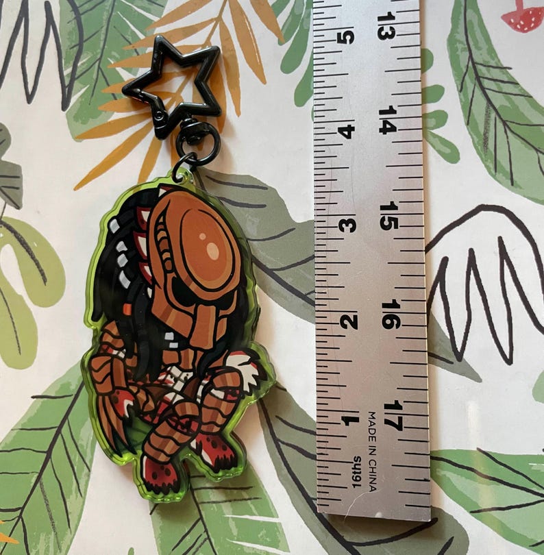 Alien V. Predator Keychains - 3.5in Double Sided Epoxy Acrylic Scifi ...