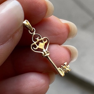 Key Pendant 14K Solid Gold / Antique Key Pendant / Best Gift for Her ...