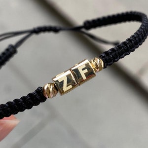 Pulsera personalizada para hombre en oro macizo de 14 quilates, pulsera con letras grabadas en cubos de 5 mm, regalo para hombre, regalo de San Valentín, joyería personalizada