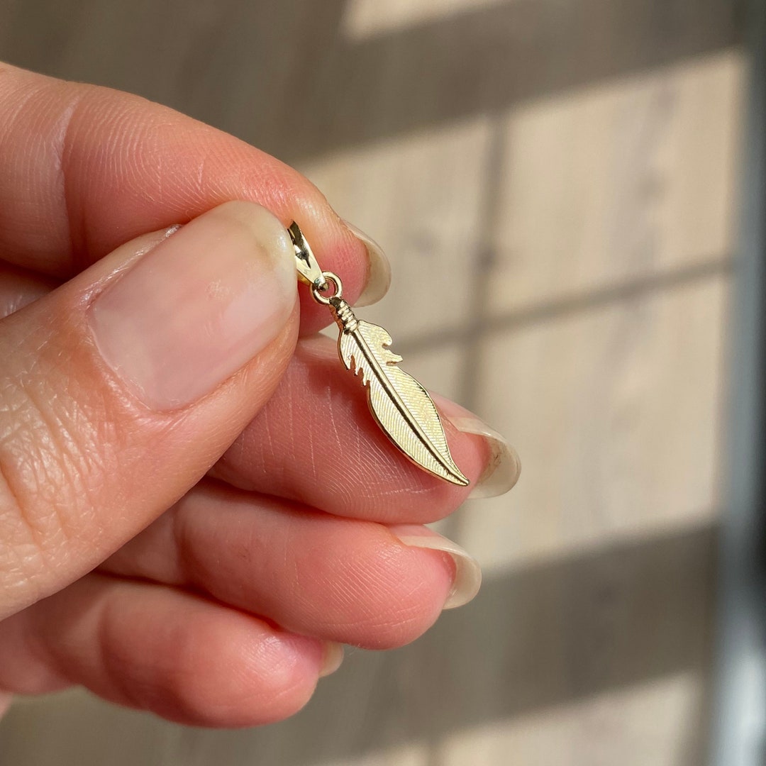 Lucky john's Feather pendant 先金 Lucky john's Feather pendant 先金 Lucky john´s Feather pendant 先