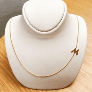 Collar con letra personalizada en oro macizo de 14 quilates / Collar con letra de 10 mm / Regalo de aniversario / Regalo personalizado para ella / Joyería libre de impuestos