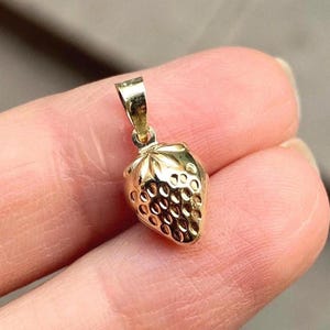 14K Solid Gold Strawberry Pendant Necklace - Birthday Gift