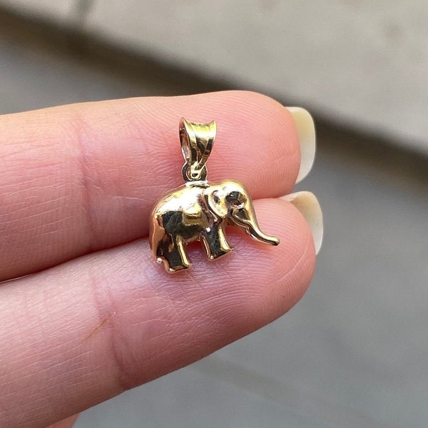 Pendentif éléphant en or massif 14 carats, cadeau avec pendentif éléphant pour elle, cadeau pour les amateurs d'éléphants, collier éléphant, bijoux raffinés par Likya