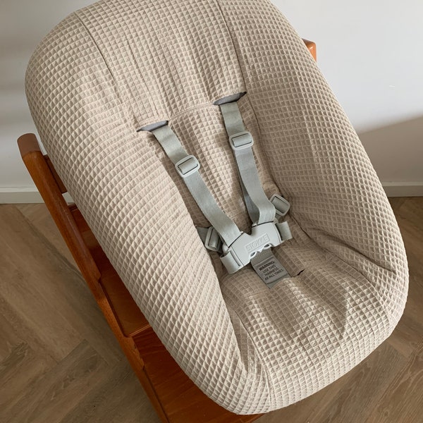 27 Farben verfügbar! Luxuriöser Neugeborenen-Bezug aus Waffelstoff in Beige für das Neugeborenen-Set Stokke Tripp Trapp© Hochstuhl – Stokke-Bezug/-Bezug