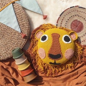 Large Crochet Pattern Lion Wall Hanging Faux Animal Head Nursery Decoration Bedroom Wall Mount Art Boho Scandi Jungle Safari Nordic Minimal image 1