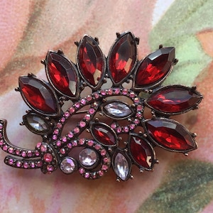 Vintage Garnet Brooch: Pink Rhinestone Costume Jewelry, 1960s