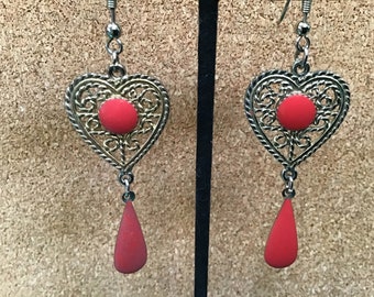 Vintage Heart Dangle Earrings: Red Accent Drop Jewelry