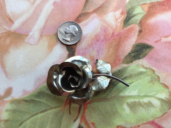 Vintage rose brooch Silver tone pin Fashion jewel… - image 4