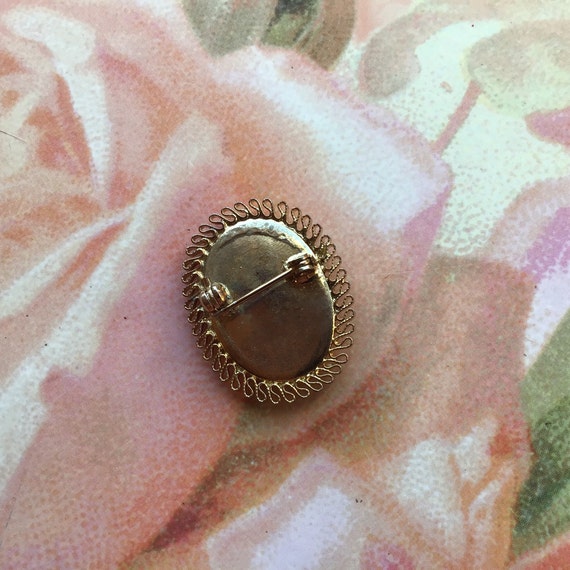 Rose brooch Vintage flower cameo Fashion jewelry … - image 3