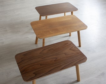 Table basse en bois de chêne et hêtre de style minimal