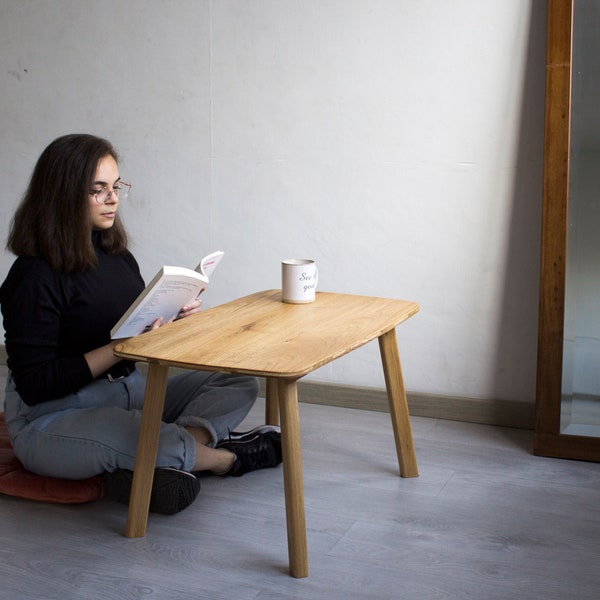 Bureau vintage minimal en bois de chêne recyclé