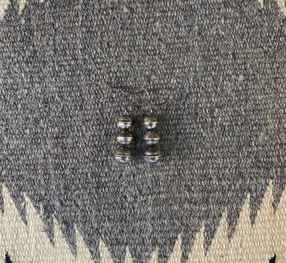 Vintage Navajo Bench Bead Graduated Earrings - image 1