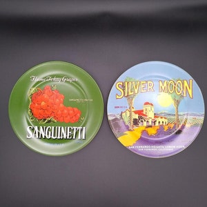 Oneida Vintage Label Collection Plates. Set of 2.