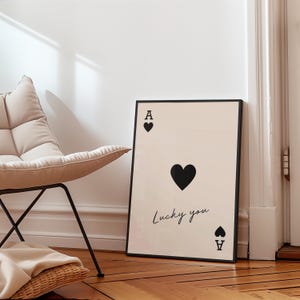 Retro Spielkarte Kunst Digitaler Download Set Glückliche Sie Königin der Herzen Ace Karte Funky Ästhetische Wand-Dekor Sofortiger Download Preppy Druck Wand