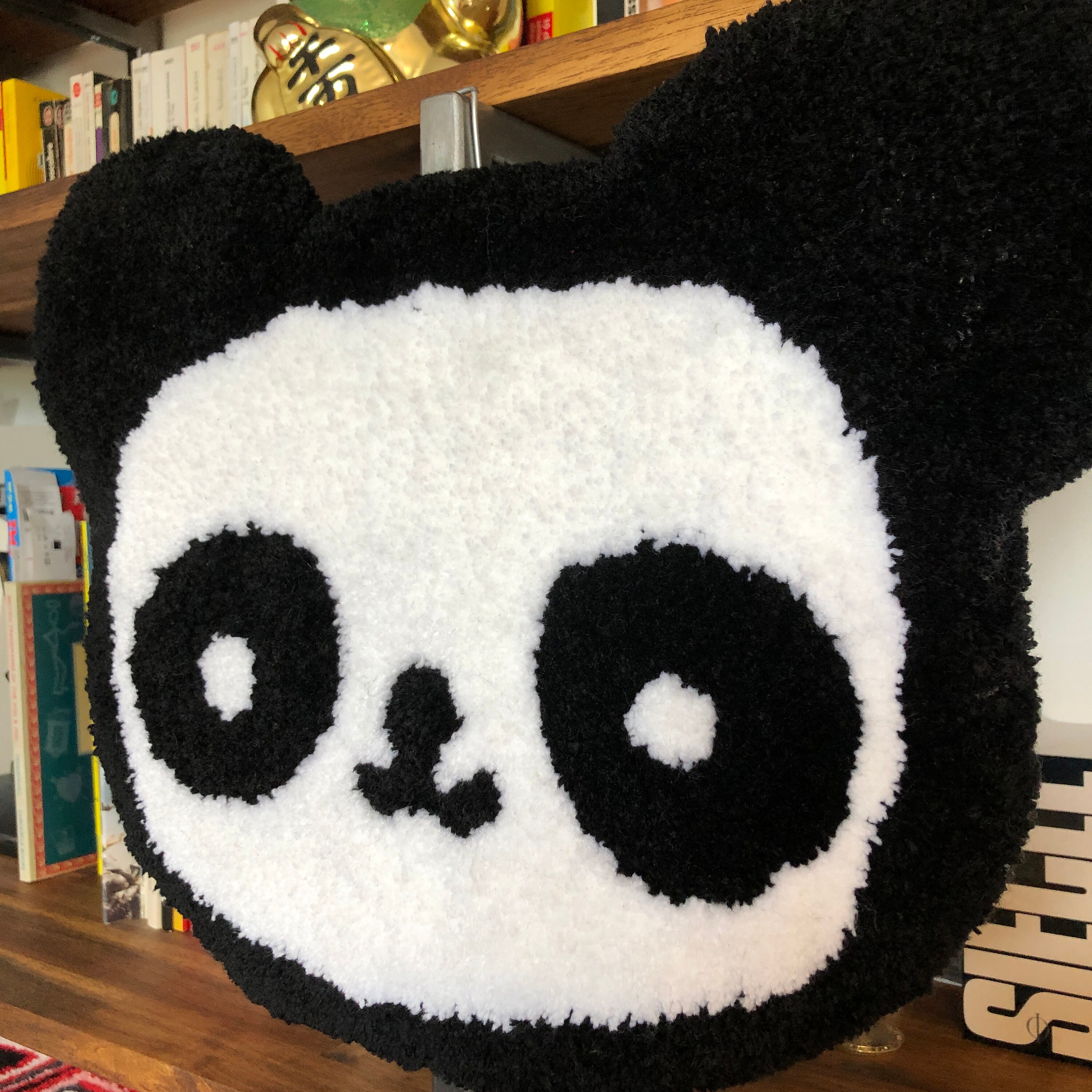 Panda Kawaii à Adopter Tufting - Décoration Murale.