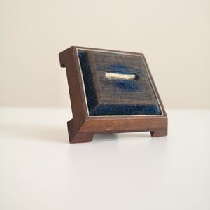 Vintage wooden and velvet ring display stand