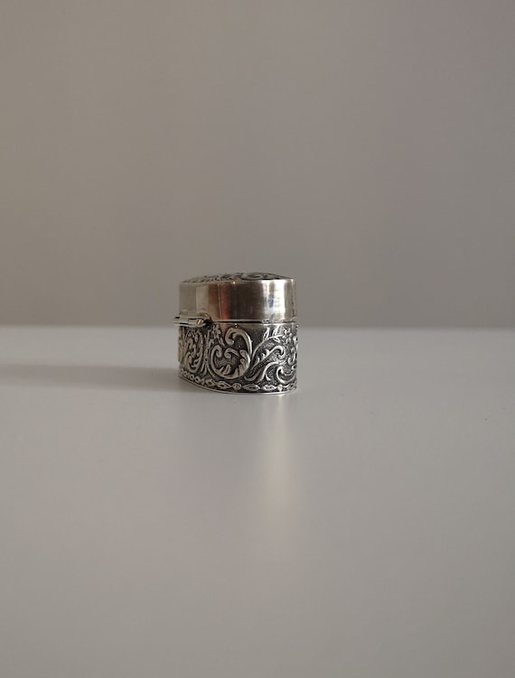 Vintage beautiful silver ring box - image 6