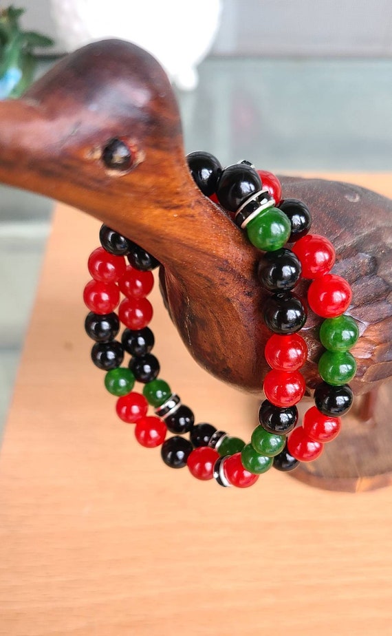 Elf Bridge, Kwanzaa, Chain Mail, Chainmail, Chainmaille, Bracelet,  Reversible, Black, Red, Green - Etsy