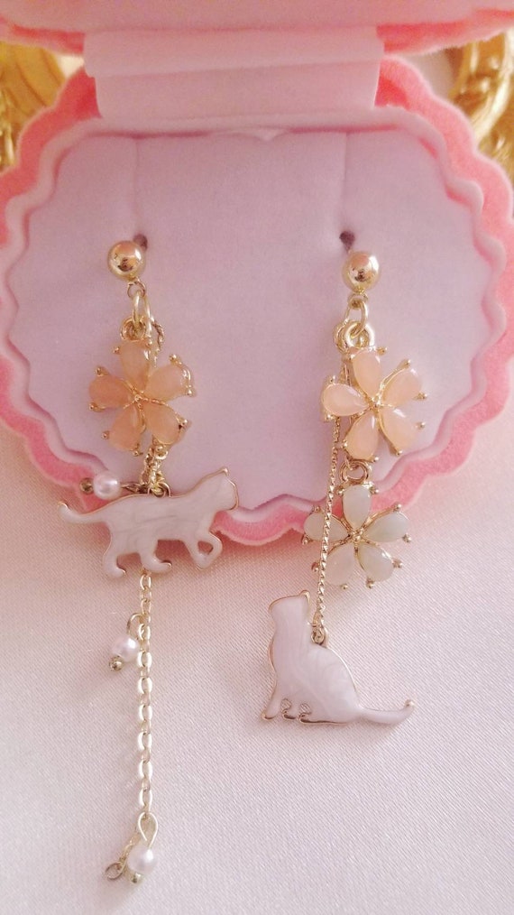 Mismatched earrings korean deals