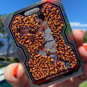 Hand geborduurd Devin Booker origineel kunstwerk 1/1 Panini Prizm Silver Card Phoenix Suns