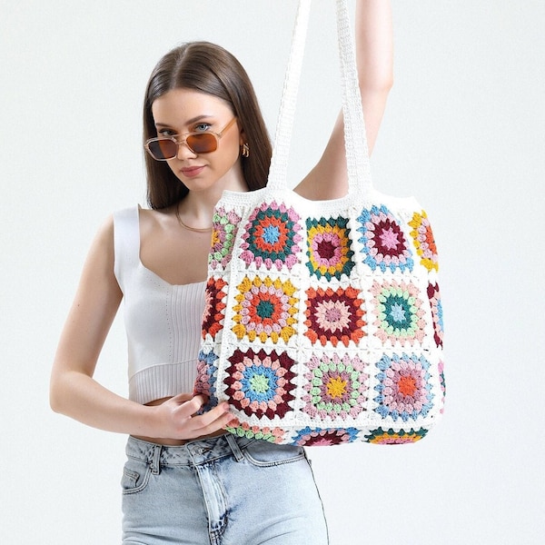 Ręcznie robiona na szydełku kwadratowa torba babci: styl retro boho, prezent dla mamy