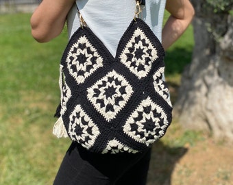 Black and White Crochet Bag, Boho Bag, Vintage Bag, Bag for Woman, Gift For Her, Large CrochetTote Bag, Black Bag, Shoulder Bag, Hobo Bag