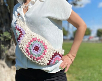 Crochet Fanny Bag, Festival Bum Bag, Small Crossbody Bag, Granny Square Purse, Crossbody Hobo Bag, Belt Bag, Sling Bag for Women, Waist Bag